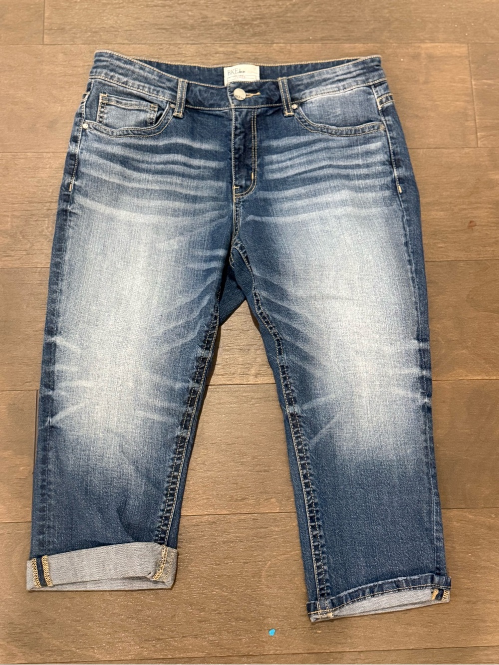 BKE Women's Blue Washed Cropped Jeans
